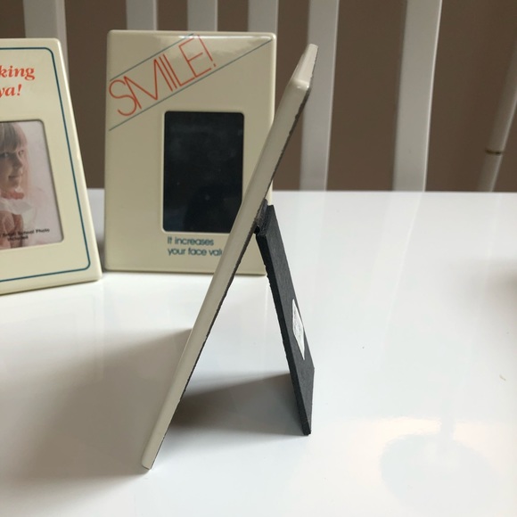 3 Vintage Picture Frames - Picture 4 of 4